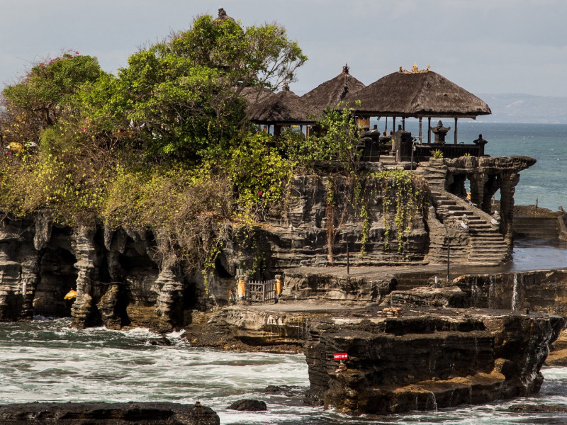 tanah lot deano7000