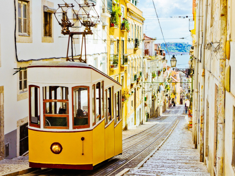 Lissabon-i-Kiev-aviasoobshhenie-1